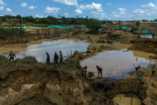 What Happened After The New York Times Found a Cartel Mine on a Colombian  Military Base - The New York Times