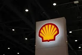 Exclusive: Shell pivots back to oil to ...