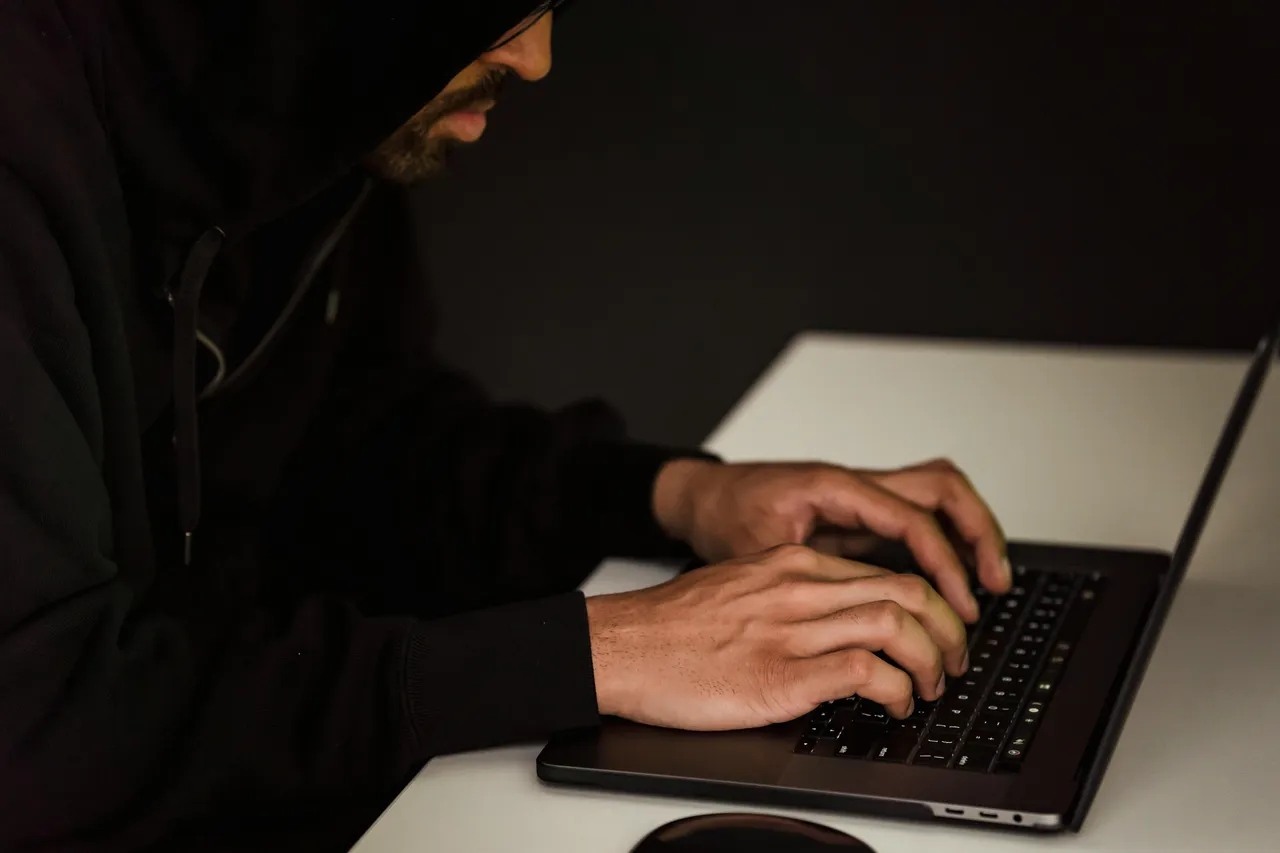CeRT has warned of cybercrime threats through Microsoft products 