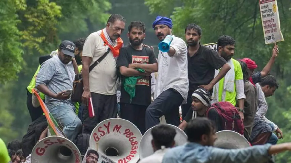 Prakash Raj Shares Video Alleging 'Regime's Brutality' During CJP  Parliament Protest, Says 'Tanashahi Nahi Chalegi'