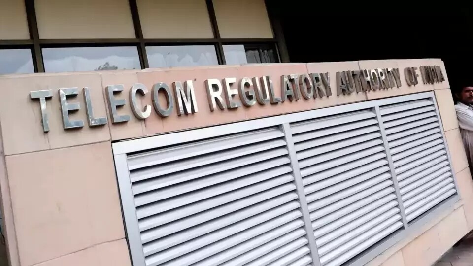 Starlink vs India's Telecom Giants: What the Data Shows